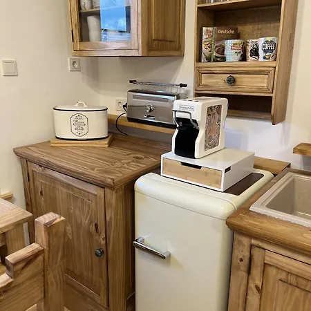 Reni's 4 Sterne * Λεβερκούζεν